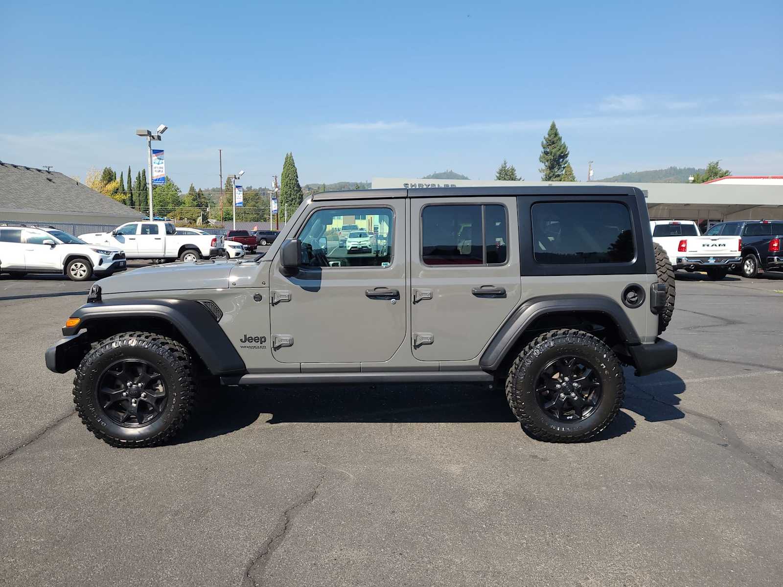 Thumbnail: 2021 Jeep Wrangler - 10