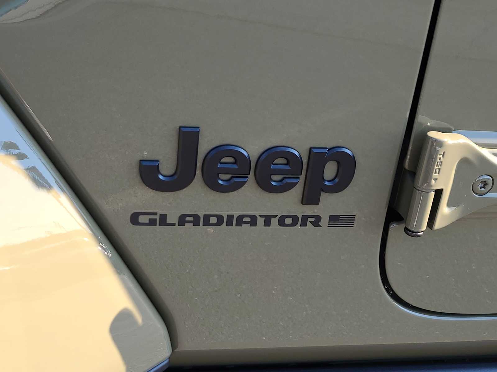 Thumbnail: 2025 Jeep Gladiator - 15