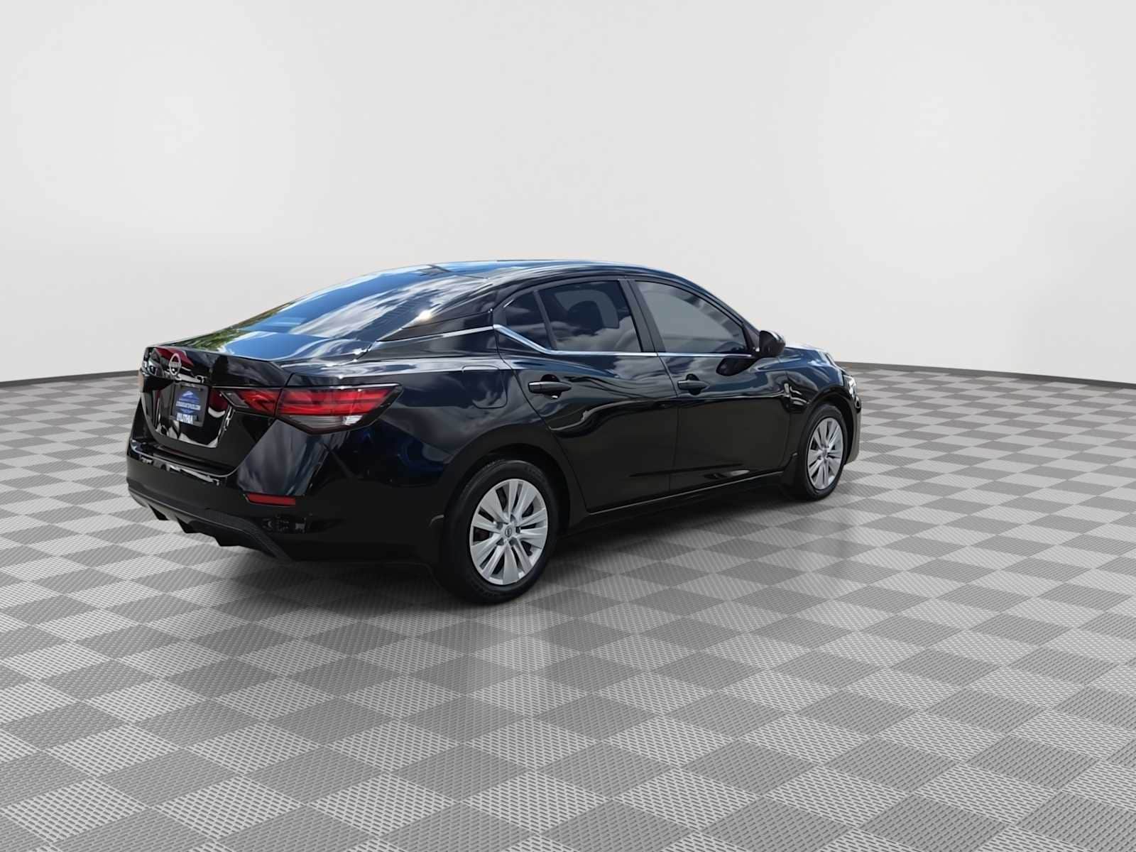 Thumbnail: 2024 Nissan Sentra - 8