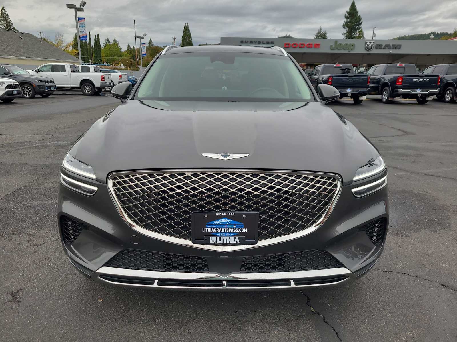 Thumbnail: 2025 Genesis GV70 - 14