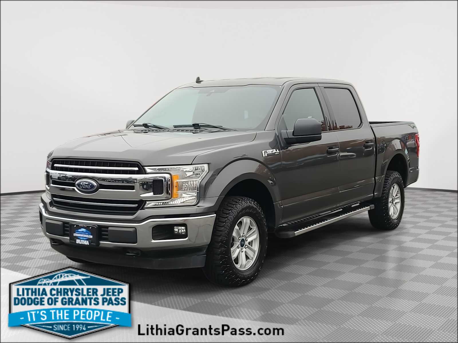 2020 Ford F-150 XLT's photo