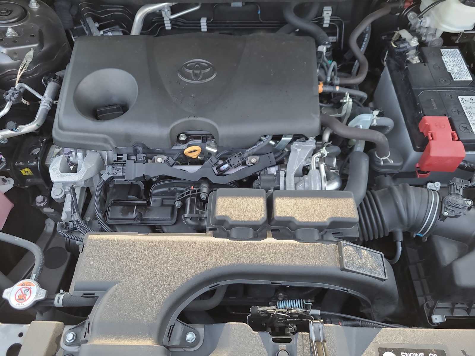 Thumbnail: 2021 Toyota RAV4 - 17