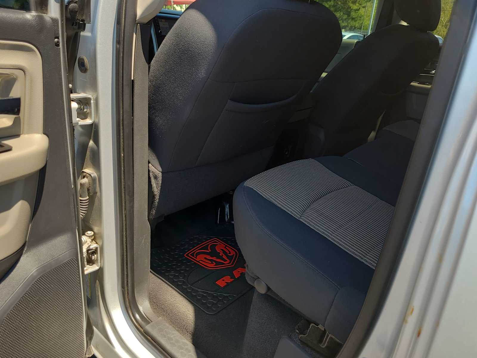 Thumbnail: 2010 Dodge Ram 1500 - 20