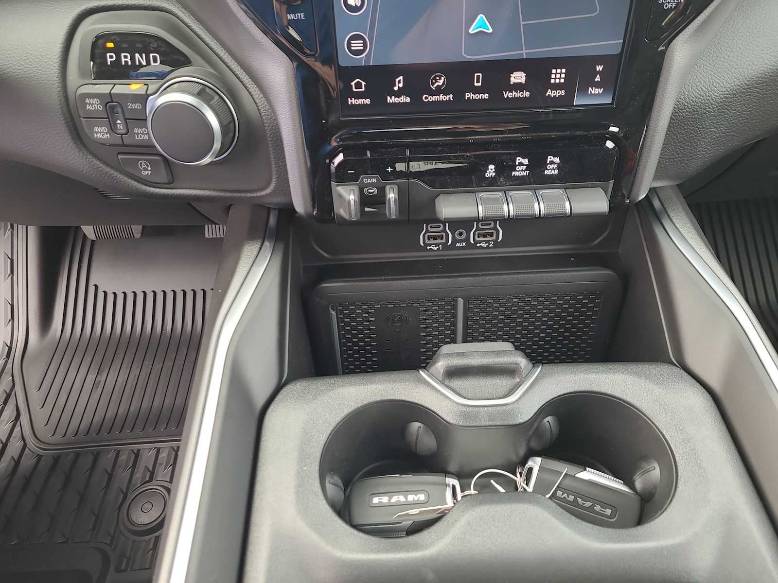 Thumbnail: 2026 RAM 1500 - 25