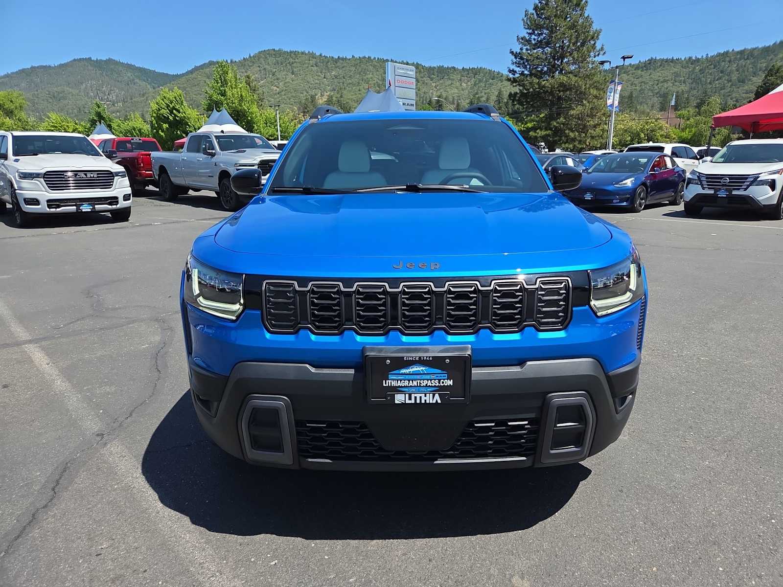 Thumbnail: 2026 Jeep Cherokee - 14
