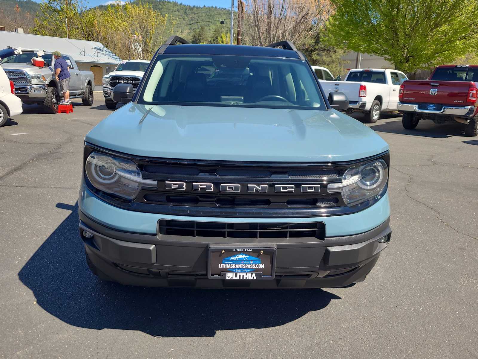 Thumbnail: 2022 Ford Bronco Sport - 14