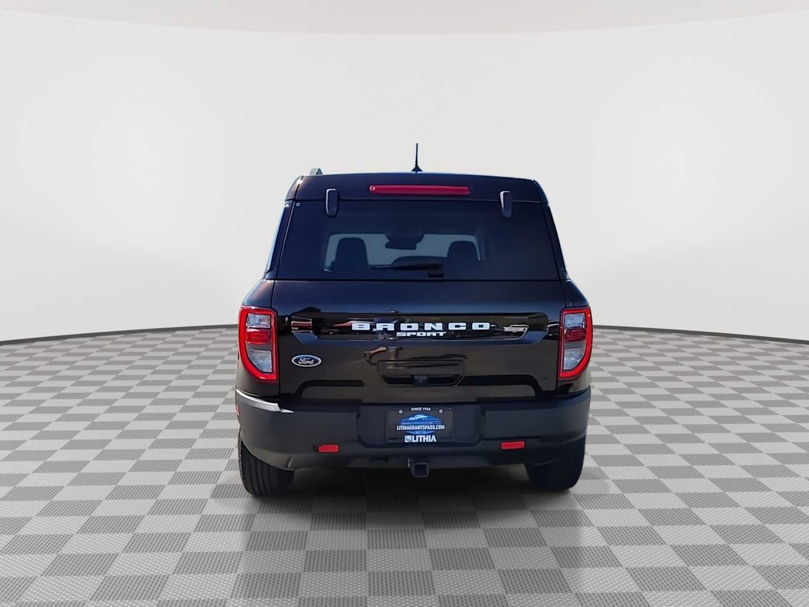 Thumbnail: 2021 Ford Bronco Sport - 7