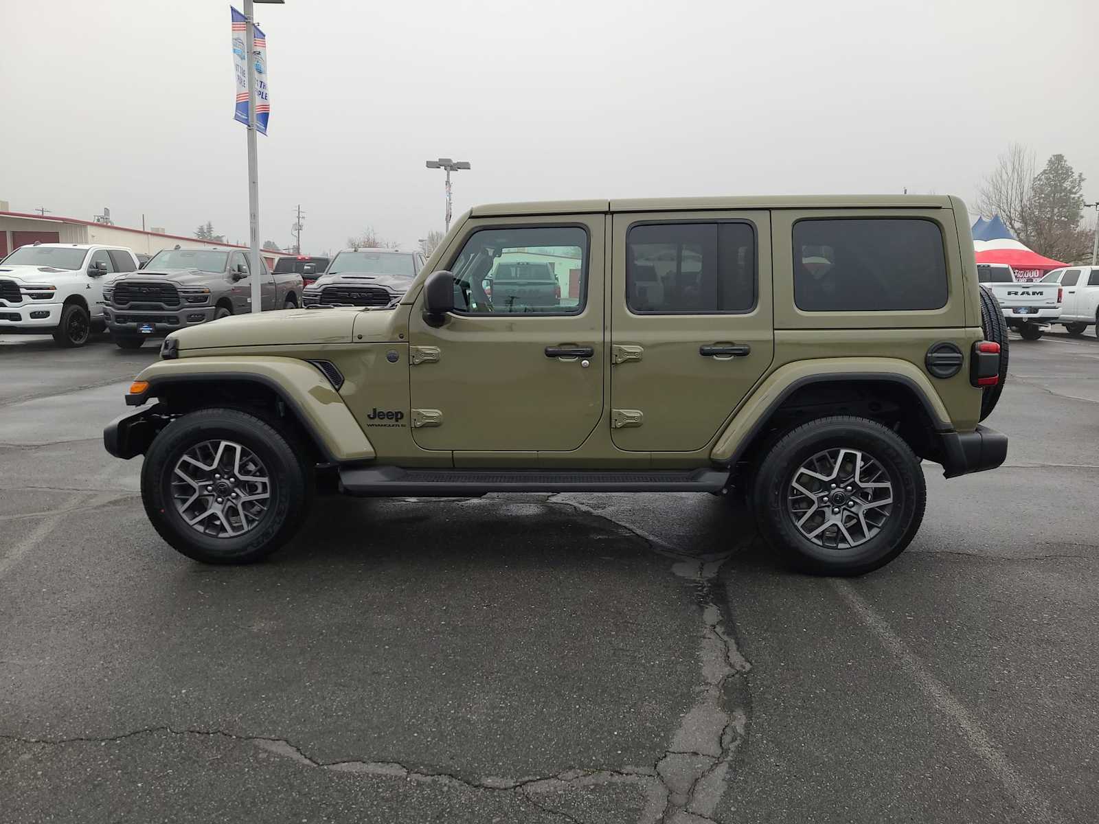 Thumbnail: 2026 Jeep Wrangler - 11