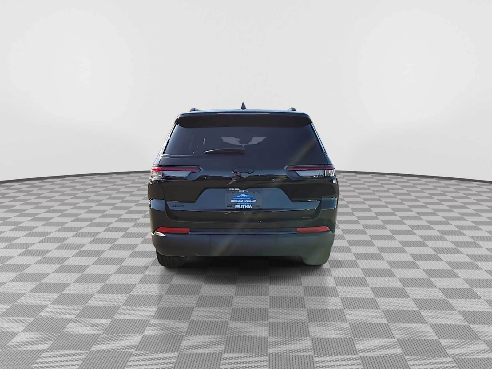 Thumbnail: 2025 Jeep Grand Cherokee - 7