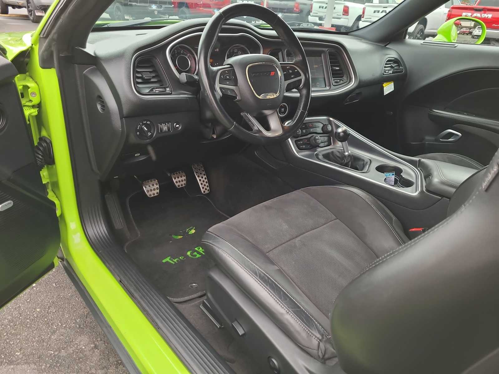 Thumbnail: 2015 Dodge Challenger - 10