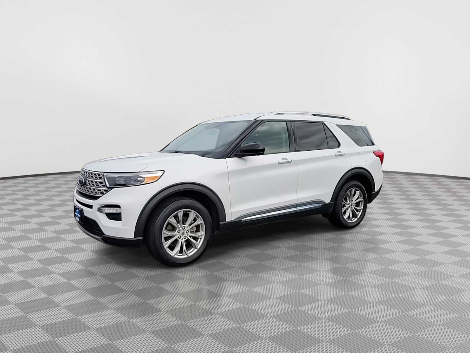 Thumbnail: 2022 Ford Explorer - 4