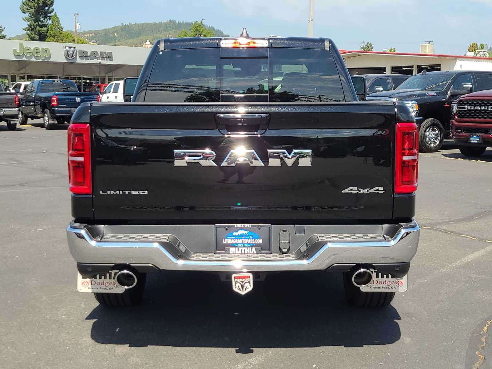 Thumbnail: 2025 RAM 1500 - 13