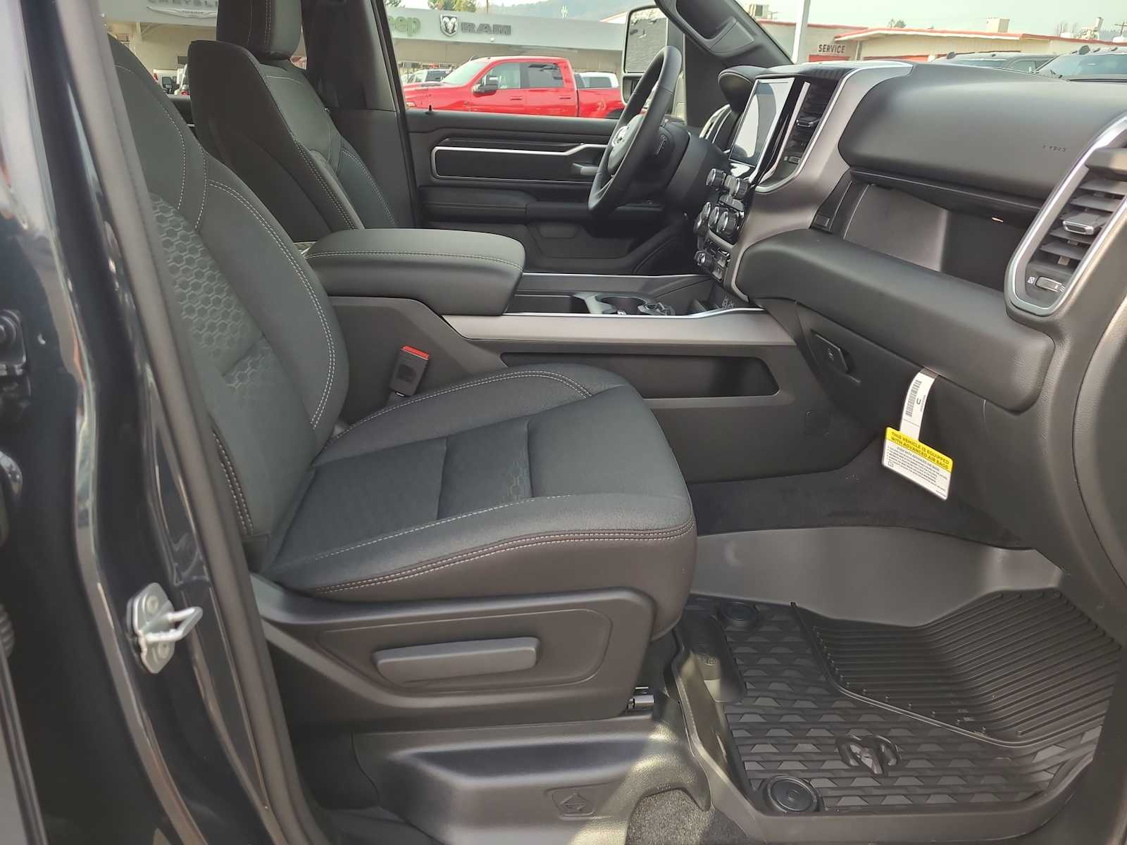 Thumbnail: 2026 RAM 1500 - 22