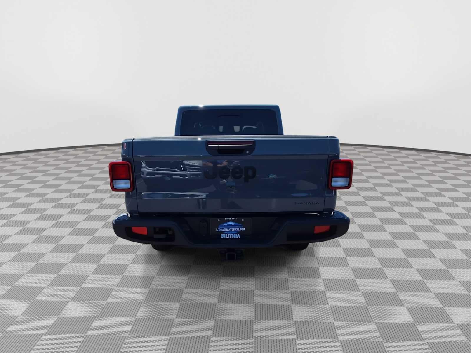 Thumbnail: 2026 Jeep Gladiator - 7
