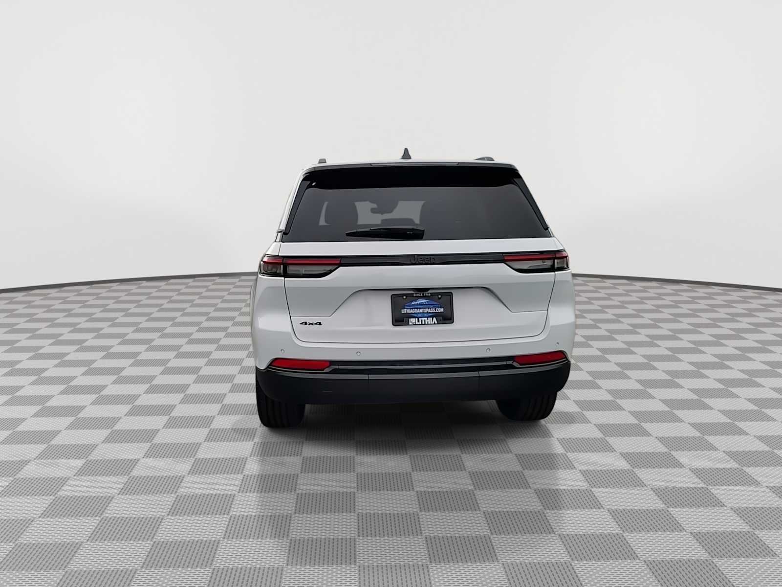 Thumbnail: 2025 Jeep Grand Cherokee - 7