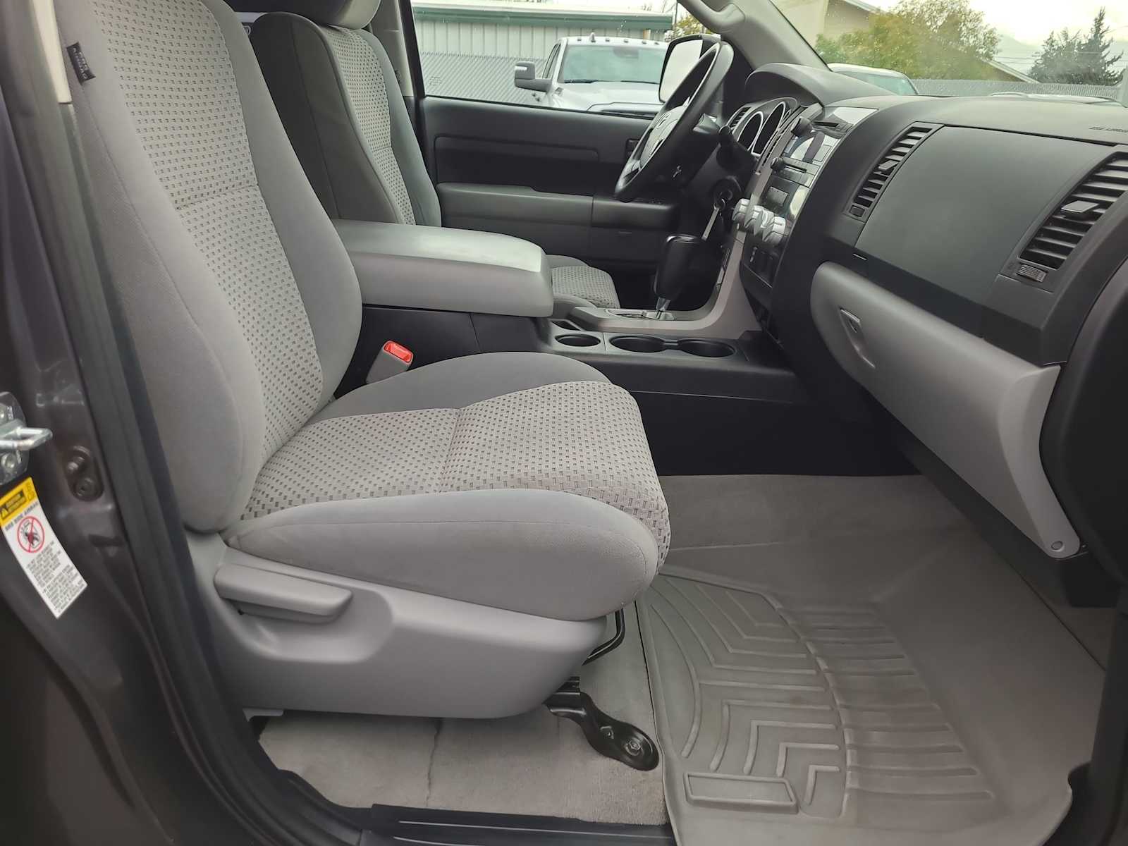 Thumbnail: 2011 Toyota Tundra - 22