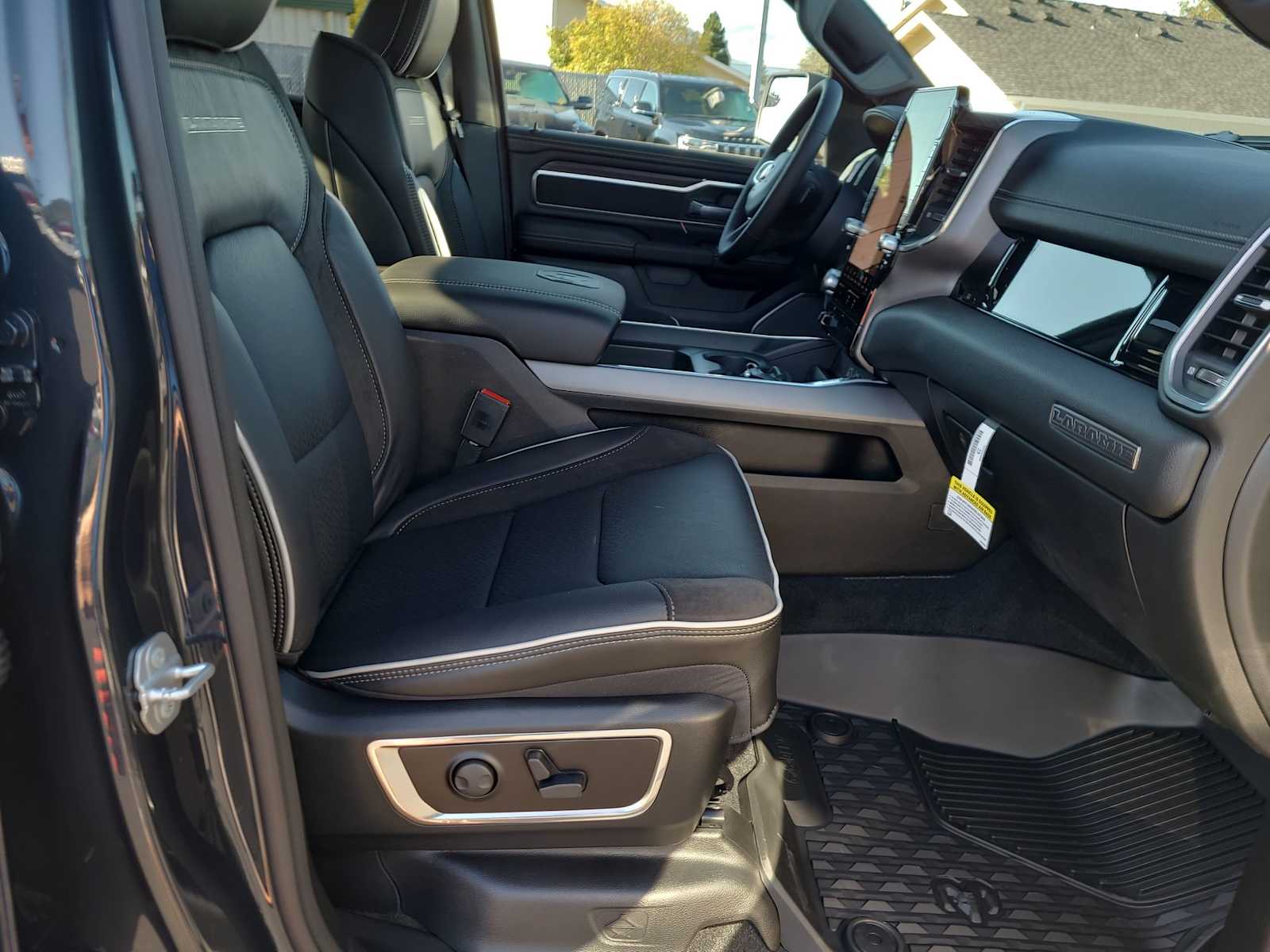 Thumbnail: 2026 RAM 1500 - 22