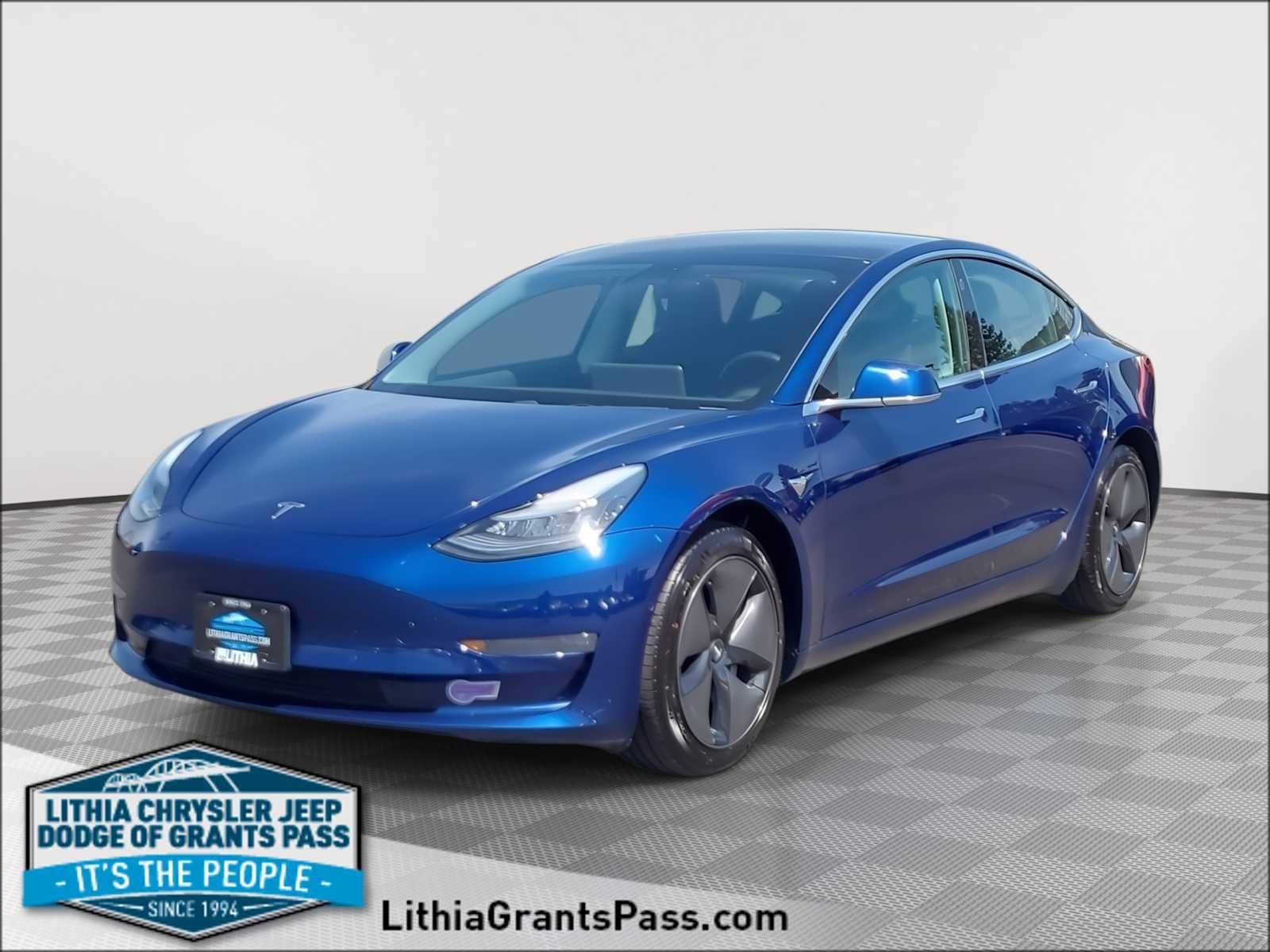 Thumbnail: 2019 Tesla Model 3 - 1