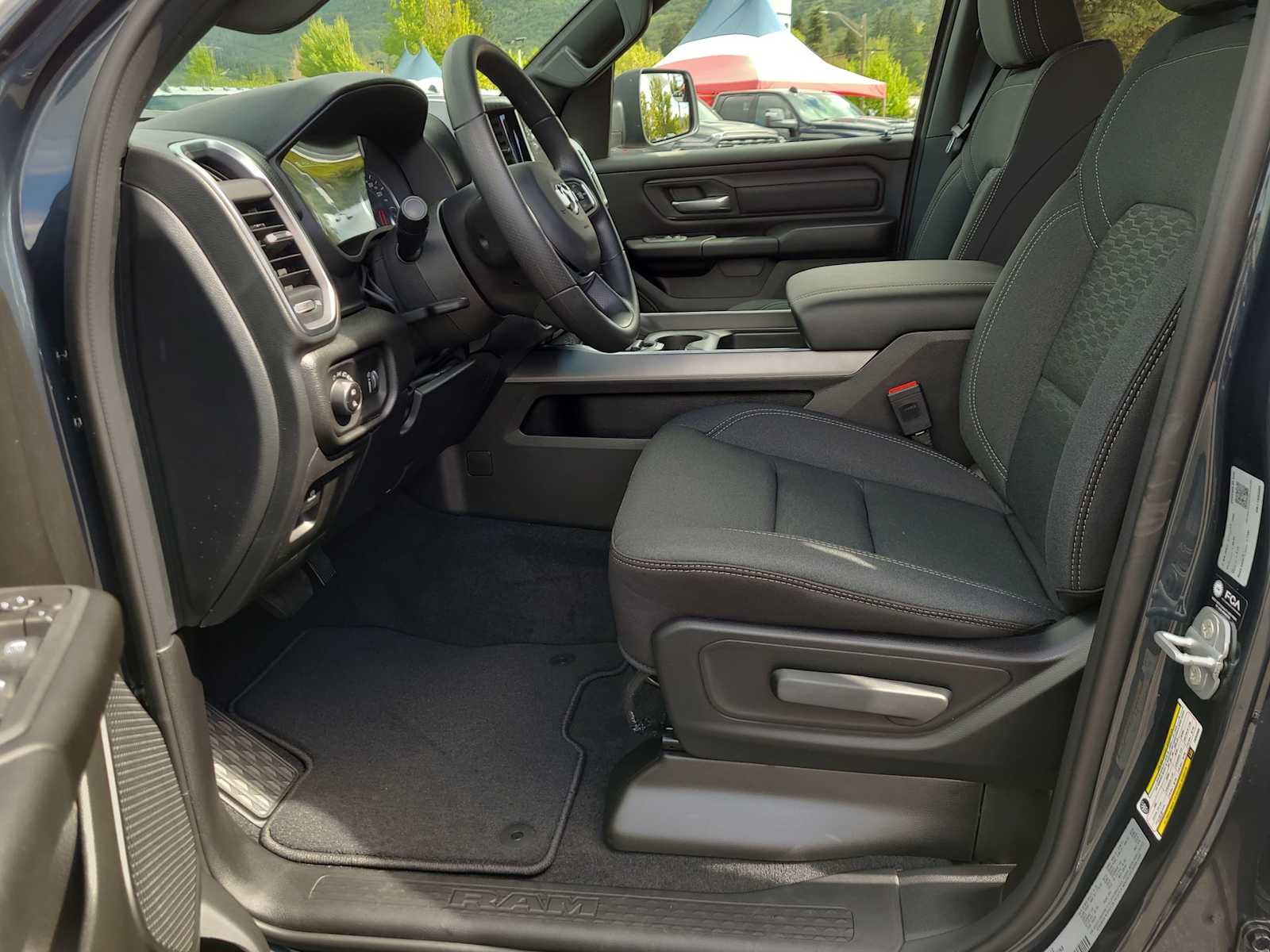Thumbnail: 2026 RAM 1500 - 19