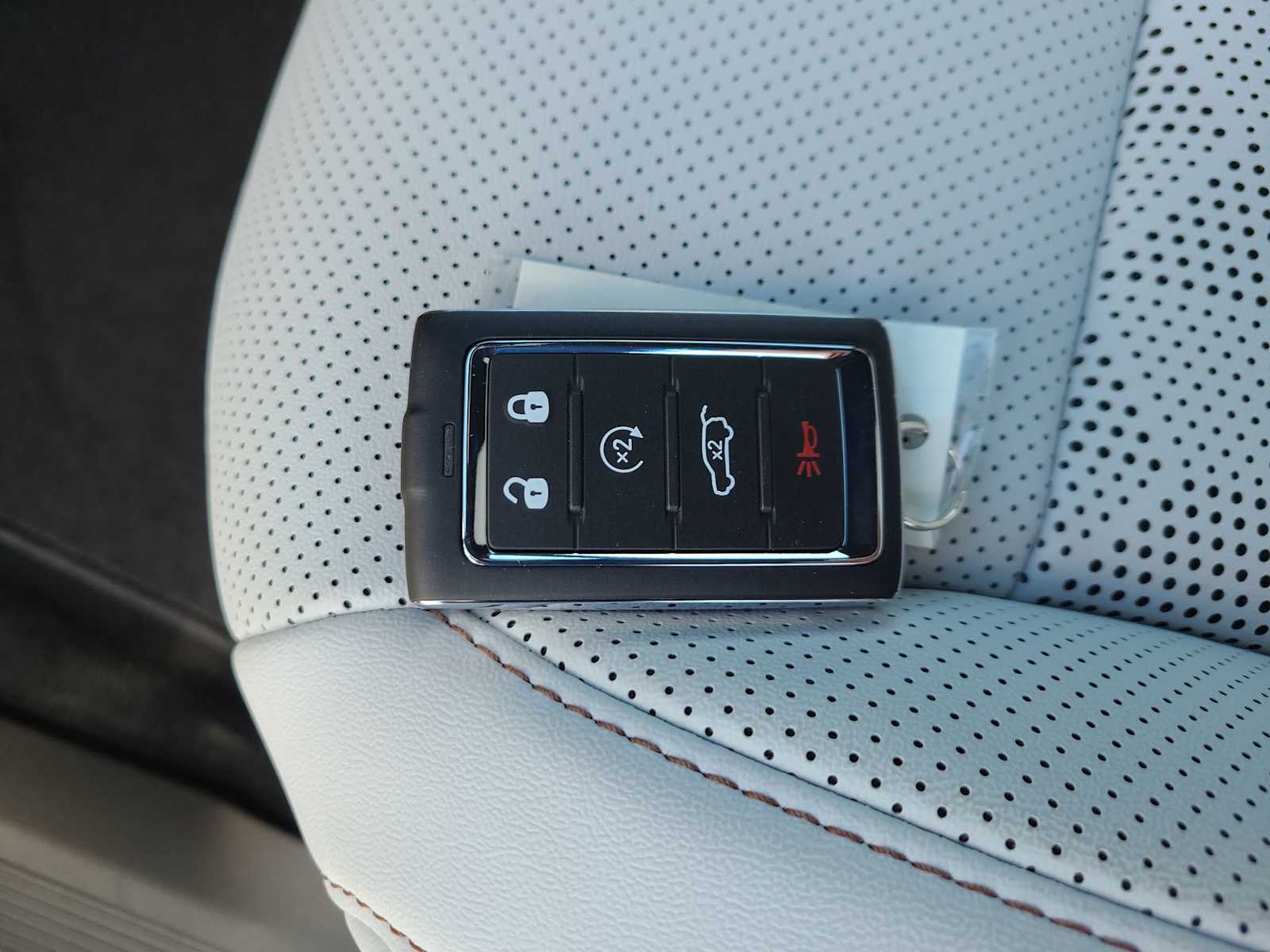 Thumbnail: 2026 Jeep Cherokee - 28