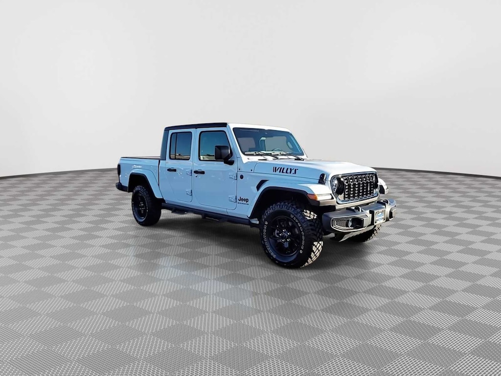 Used 2024 Jeep Gladiator Willys Truck