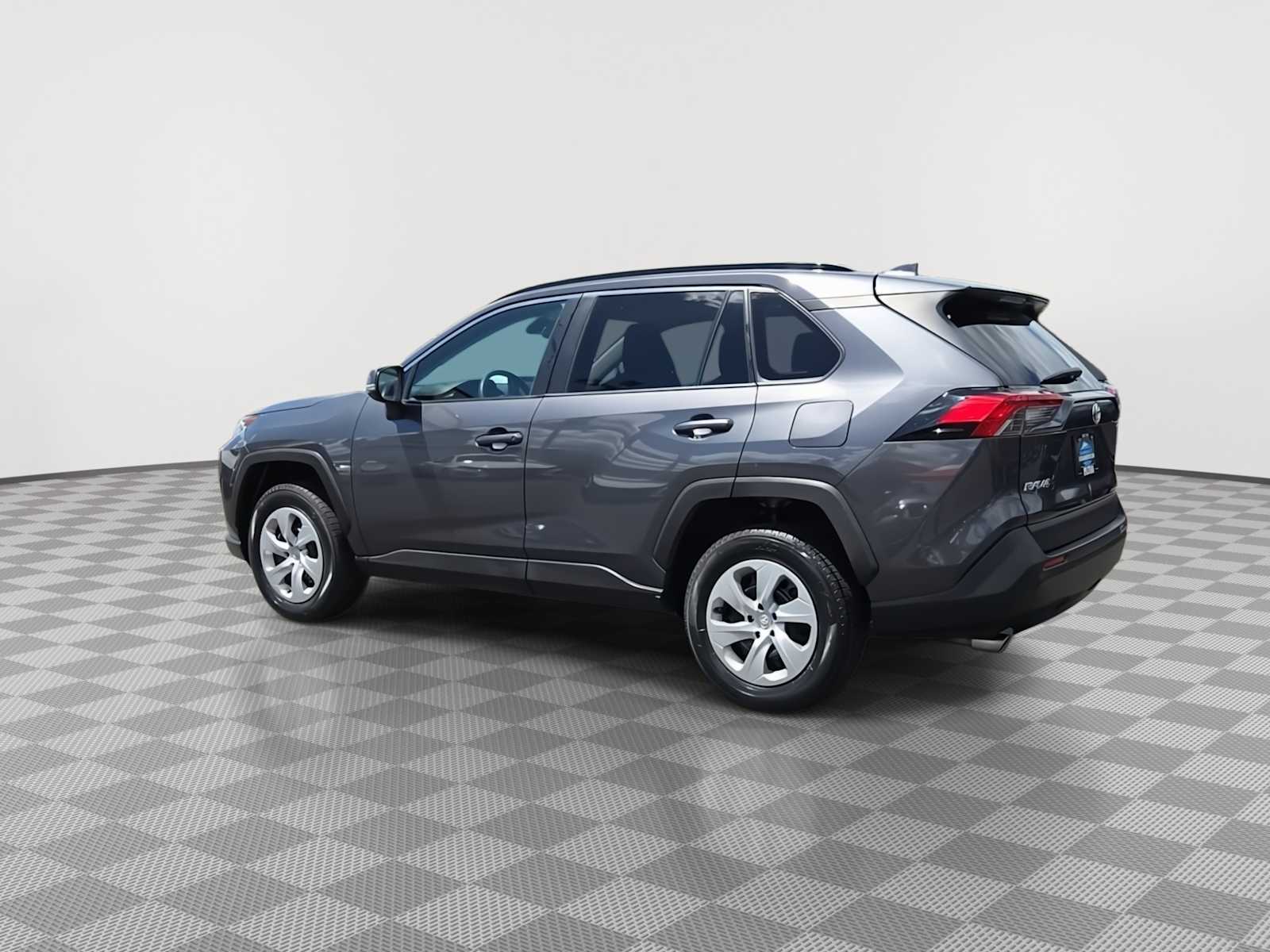 Thumbnail: 2019 Toyota RAV4 - 6