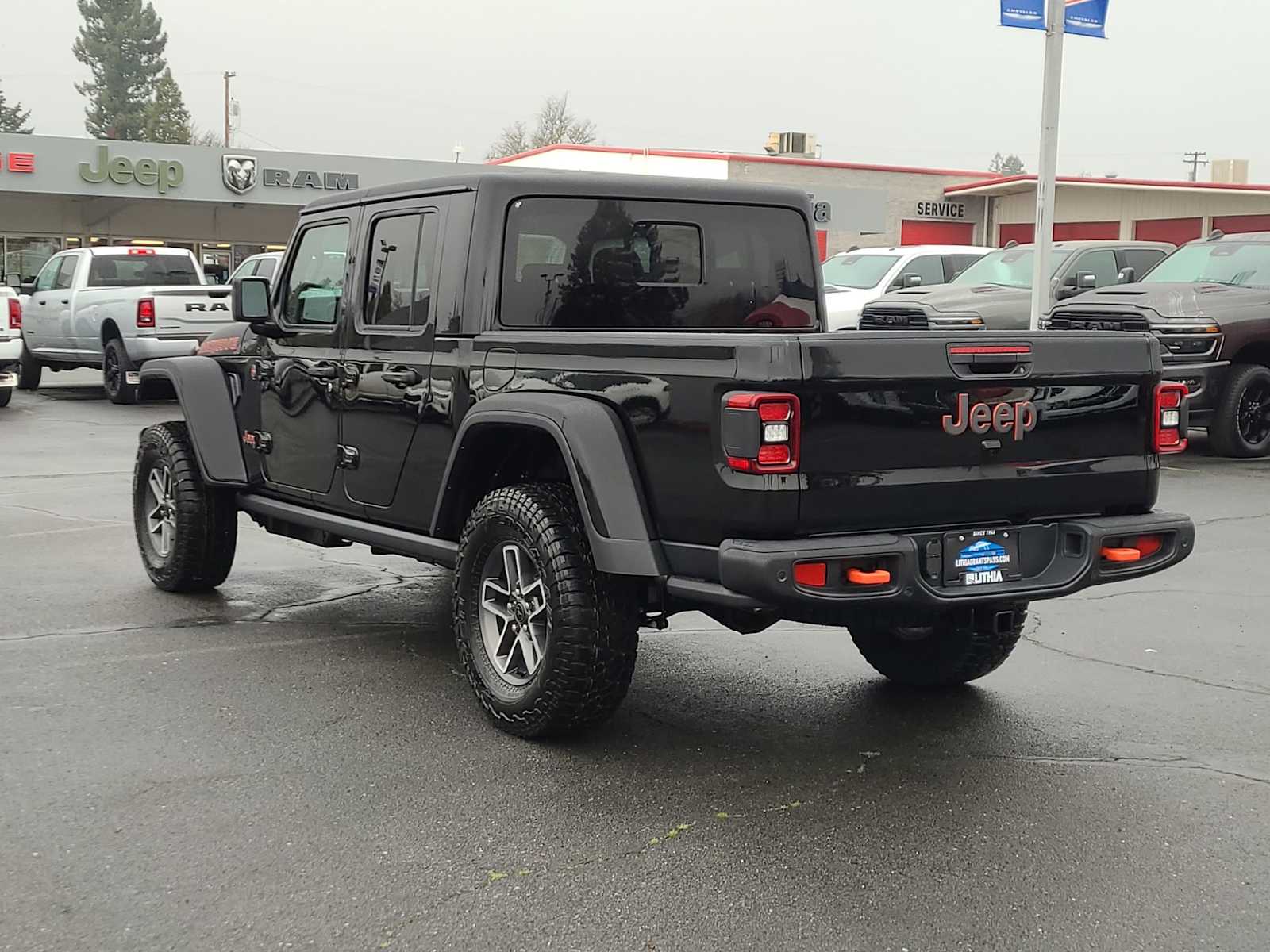 Thumbnail: 2026 Jeep Gladiator - 12