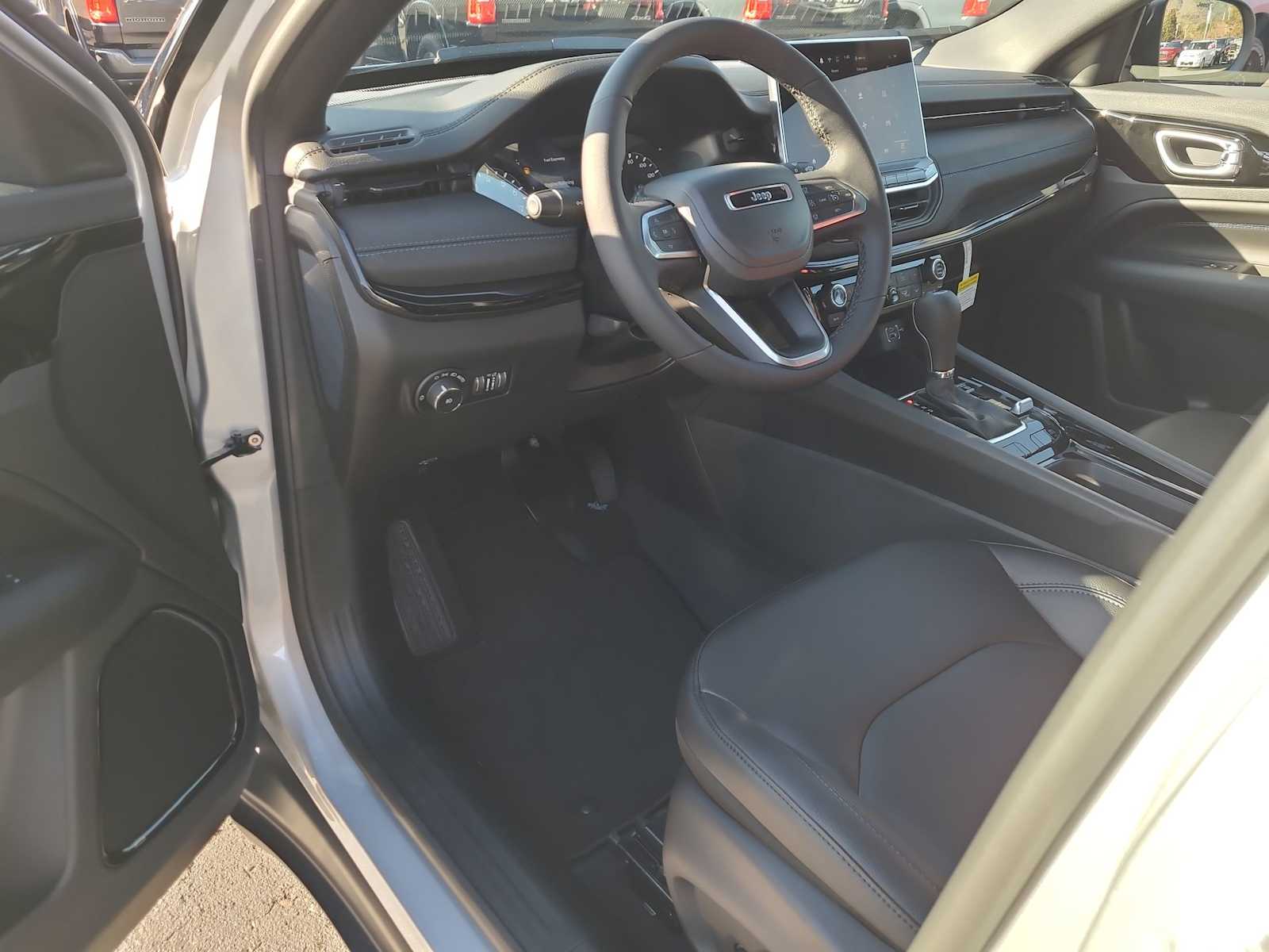 Thumbnail: 2026 Jeep Compass - 10