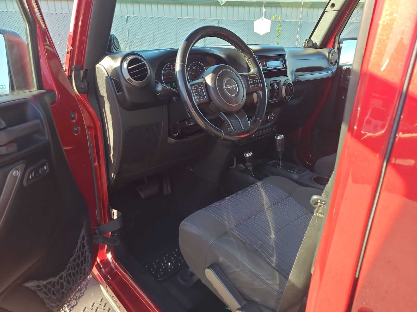 Thumbnail: 2011 Jeep Wrangler - 10