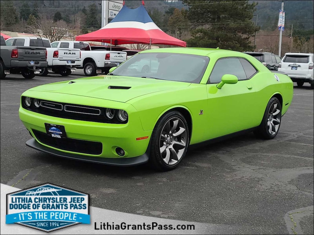 Used 2015 Dodge Challenger R/T Scat Pack Coupe