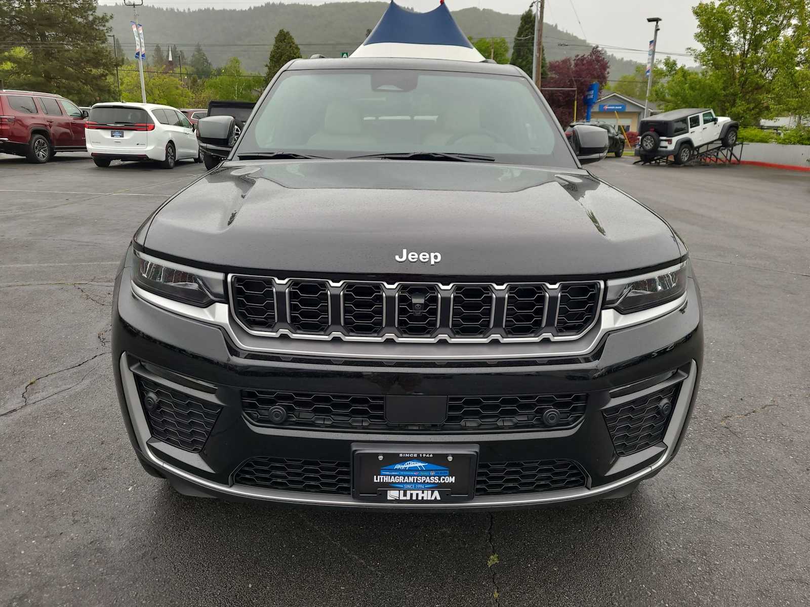Thumbnail: 2026 Jeep Grand Cherokee - 14