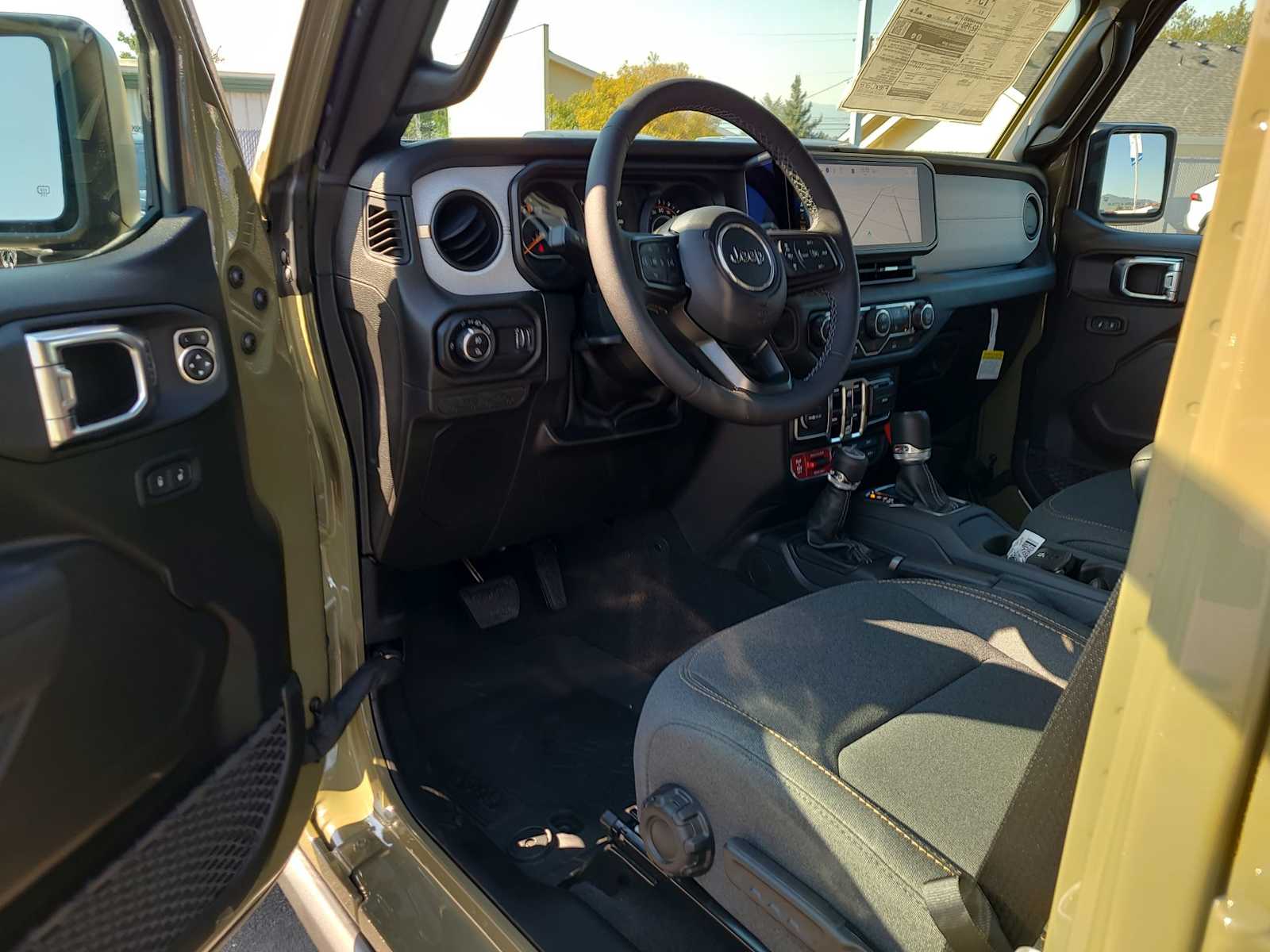 Thumbnail: 2025 Jeep Gladiator - 10