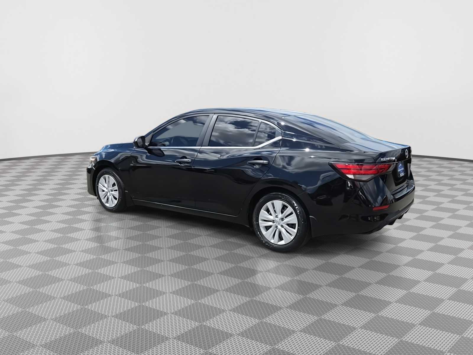 Thumbnail: 2024 Nissan Sentra - 6
