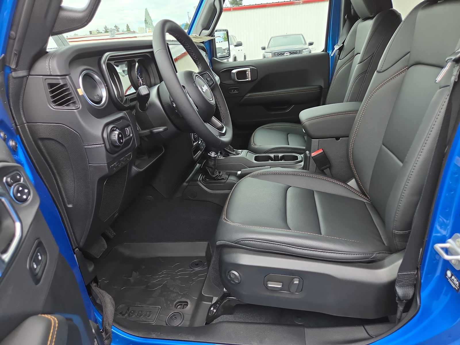 Thumbnail: 2026 Jeep Gladiator - 19