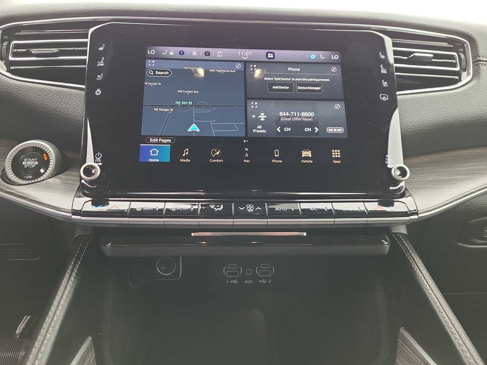 Thumbnail: 2024 Jeep Wagoneer - 24