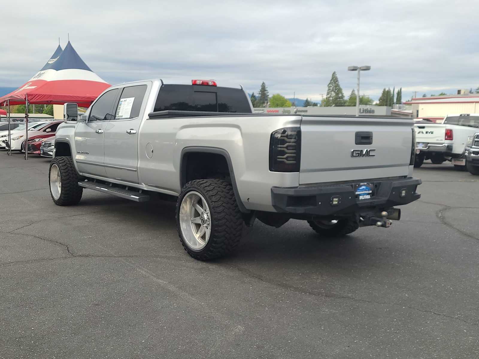 Thumbnail: 2018 GMC Sierra 3500 - 12