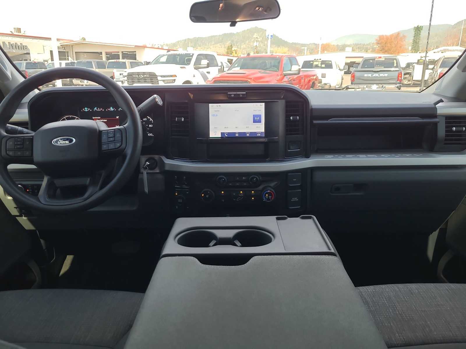 Thumbnail: 2025 Ford Econoline - 18