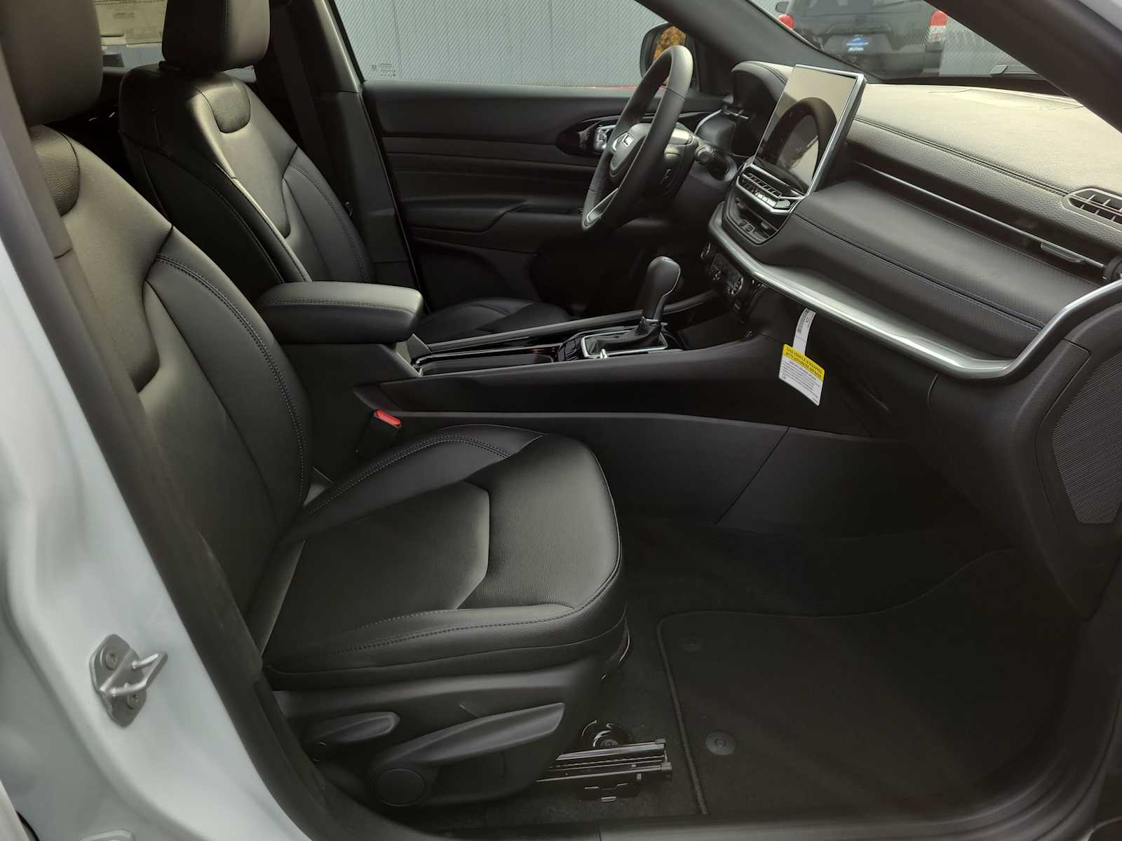 Thumbnail: 2026 Jeep Compass - 22