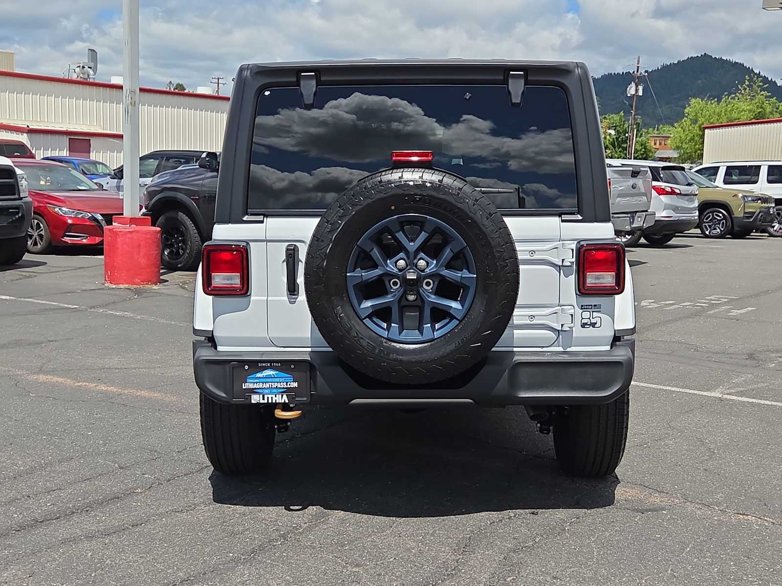 Thumbnail: 2026 Jeep Wrangler - 13