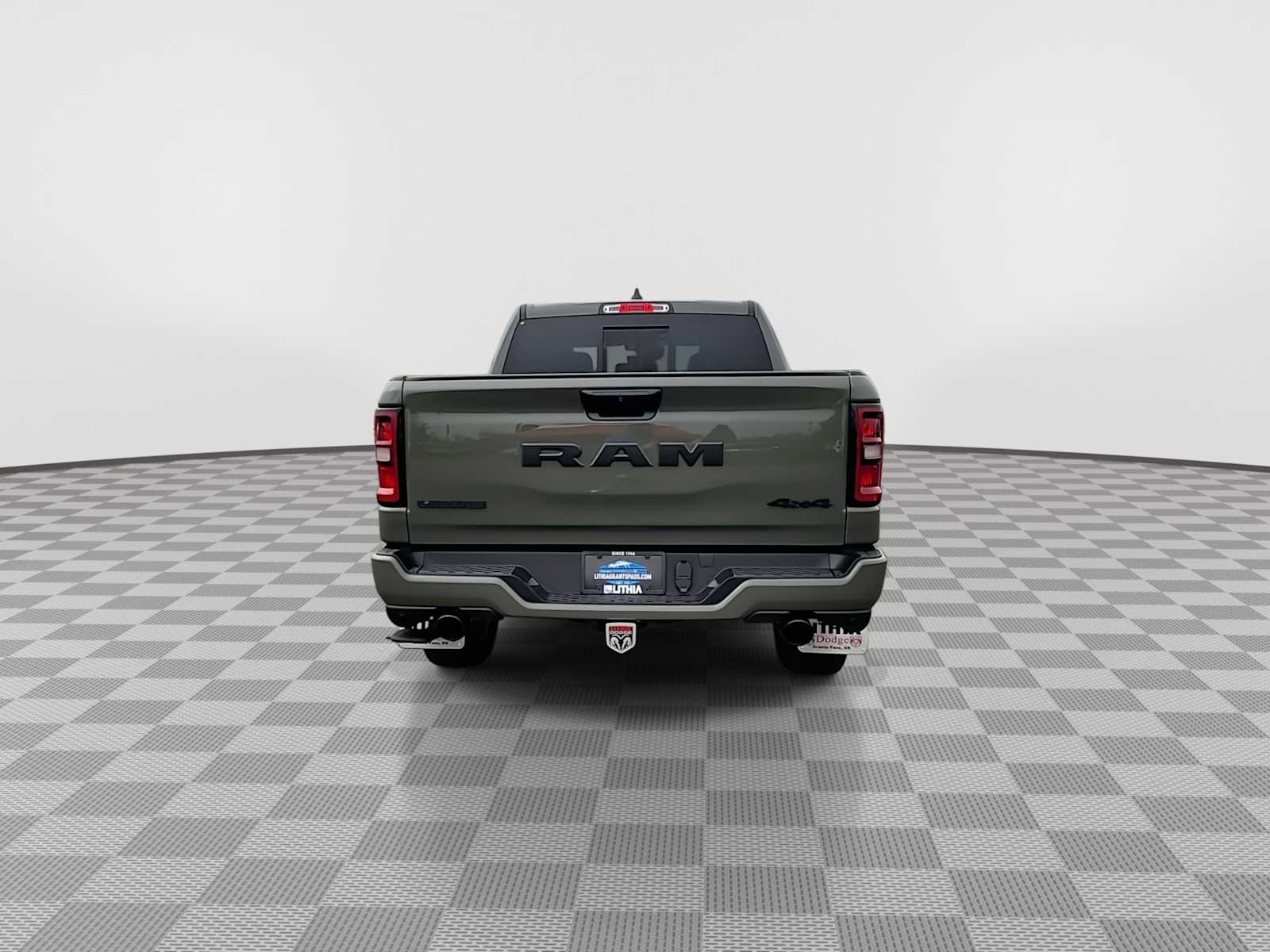 Thumbnail: 2026 RAM 1500 - 7