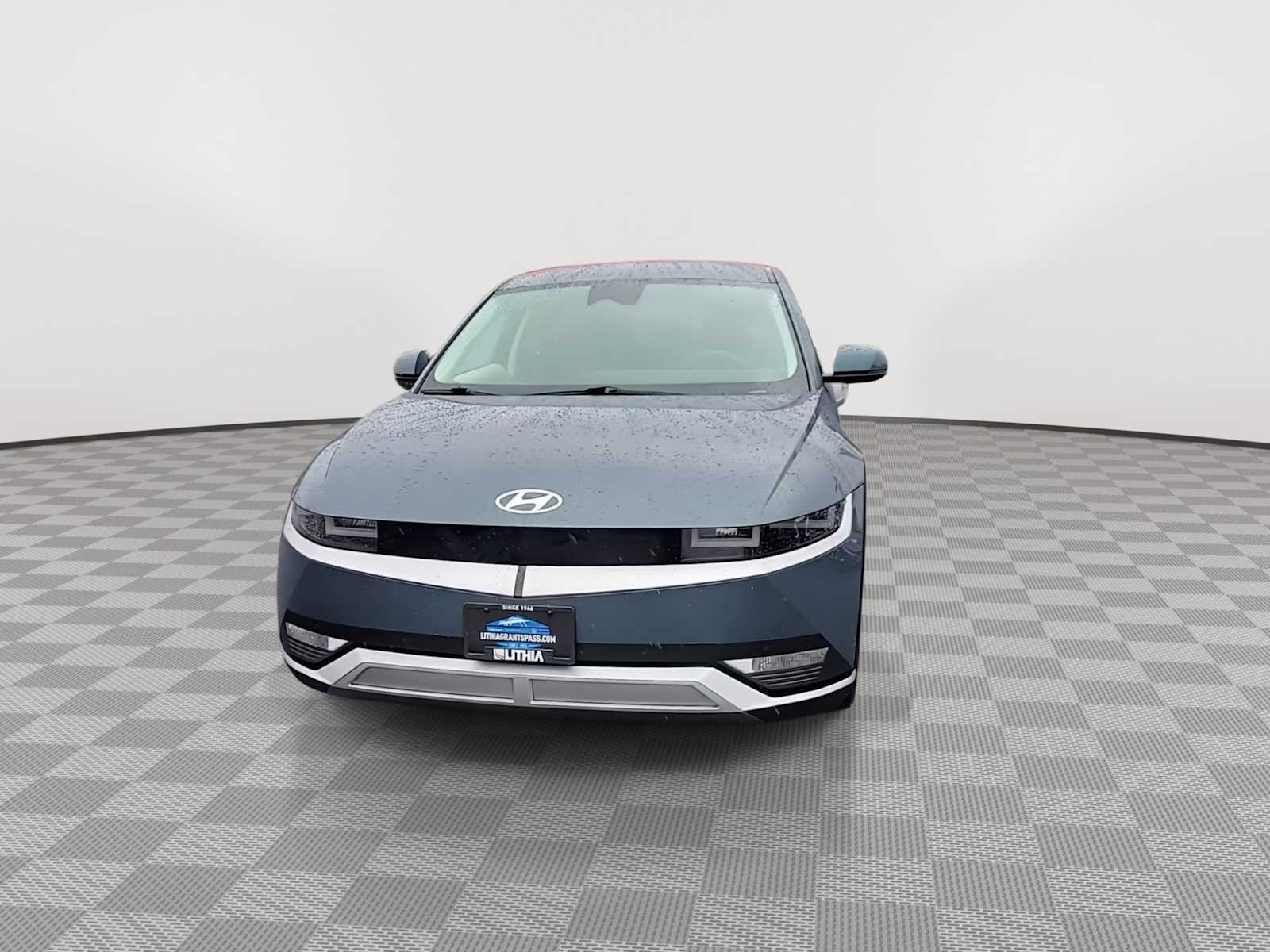 Thumbnail: 2024 Hyundai Ioniq 5 - 3