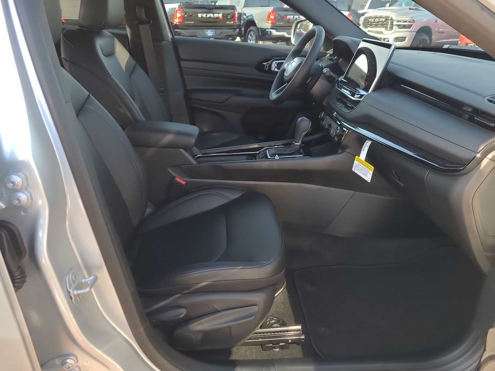 Thumbnail: 2026 Jeep Compass - 22