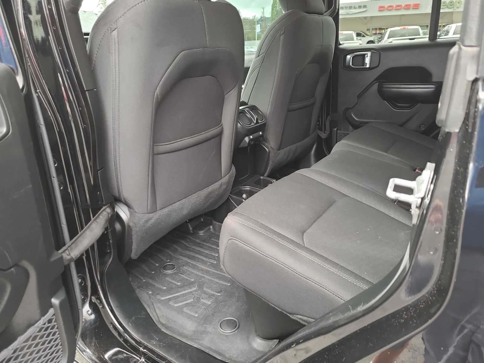 Thumbnail: 2020 Jeep Gladiator - 20