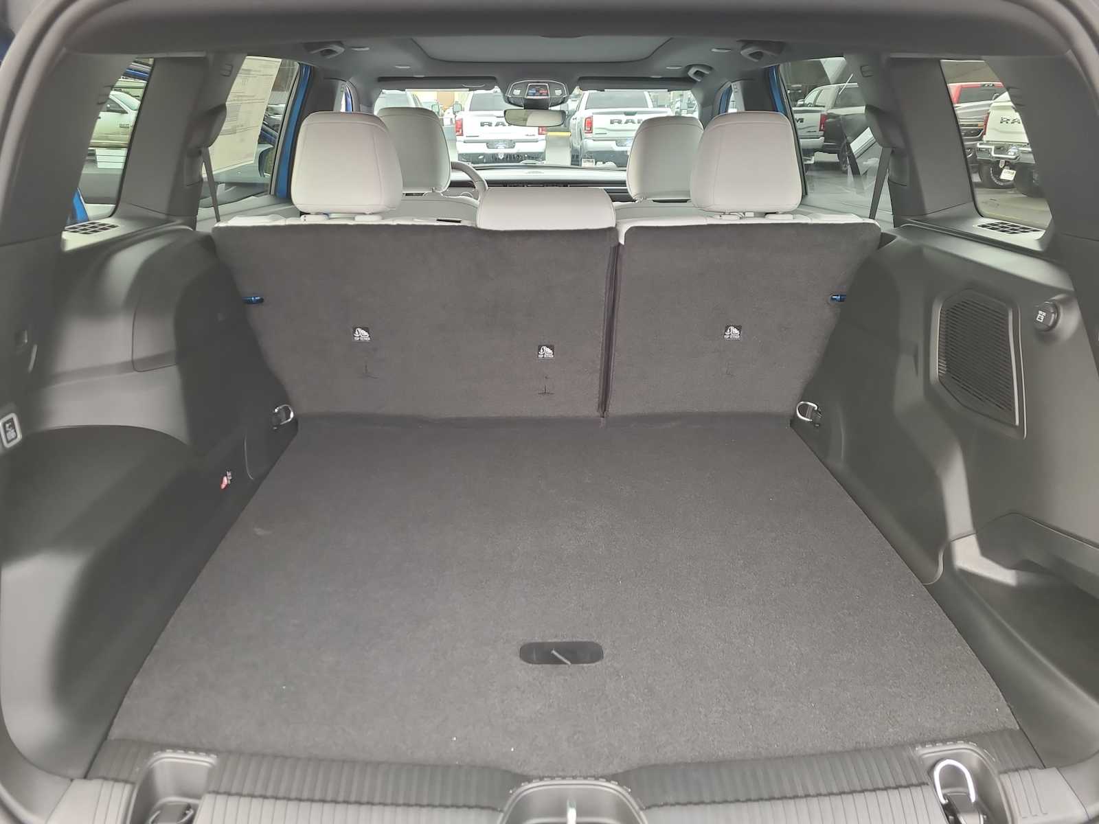 Thumbnail: 2026 Jeep Cherokee - 27