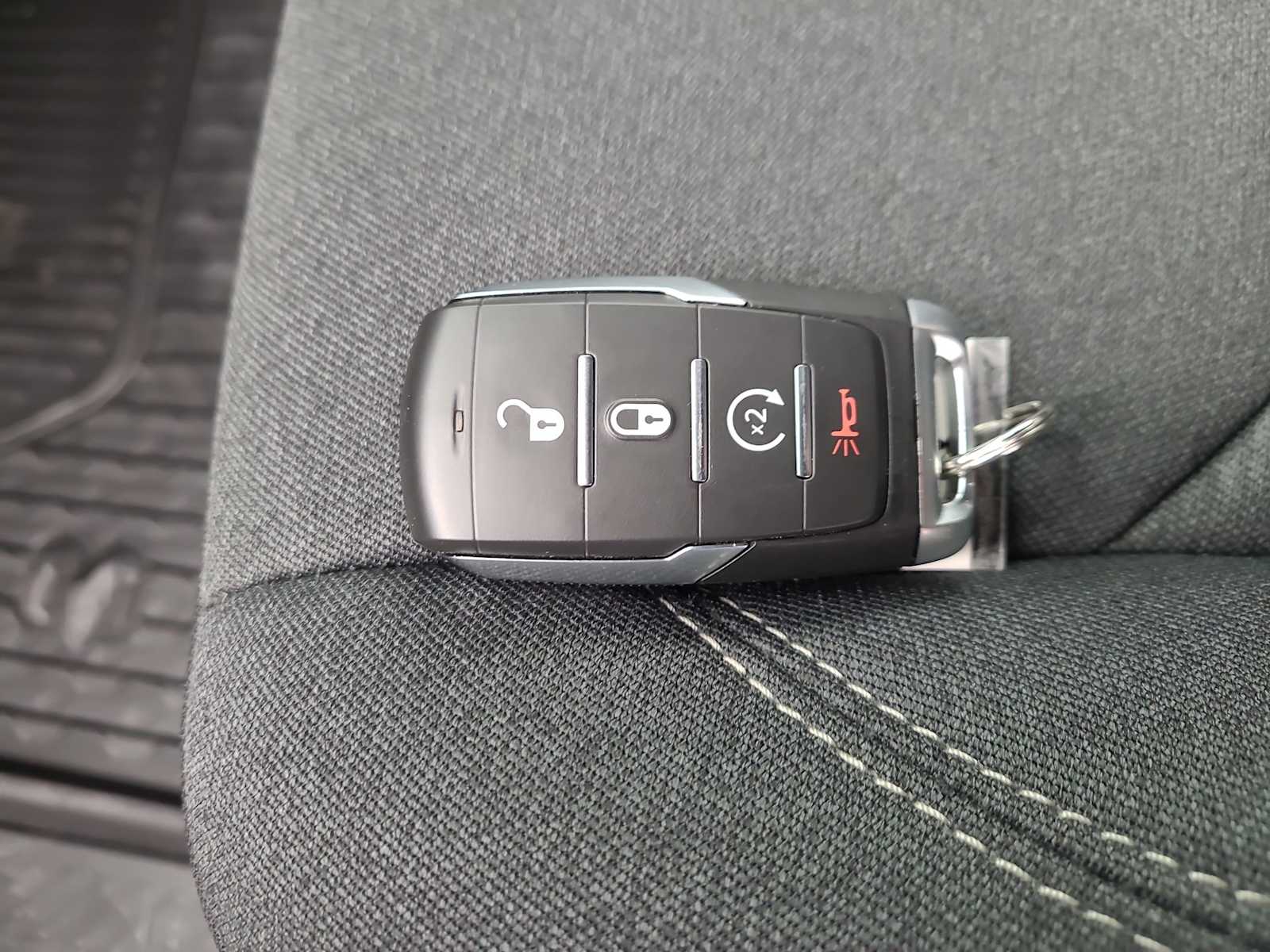 Thumbnail: 2026 RAM 1500 - 28