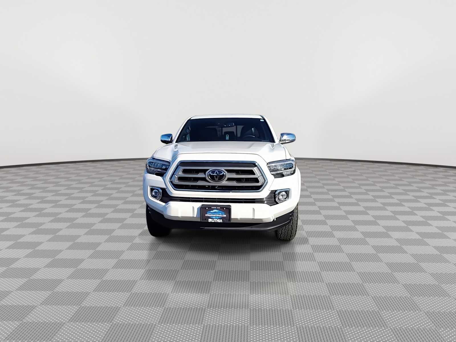 Thumbnail: 2023 Toyota Tacoma - 3