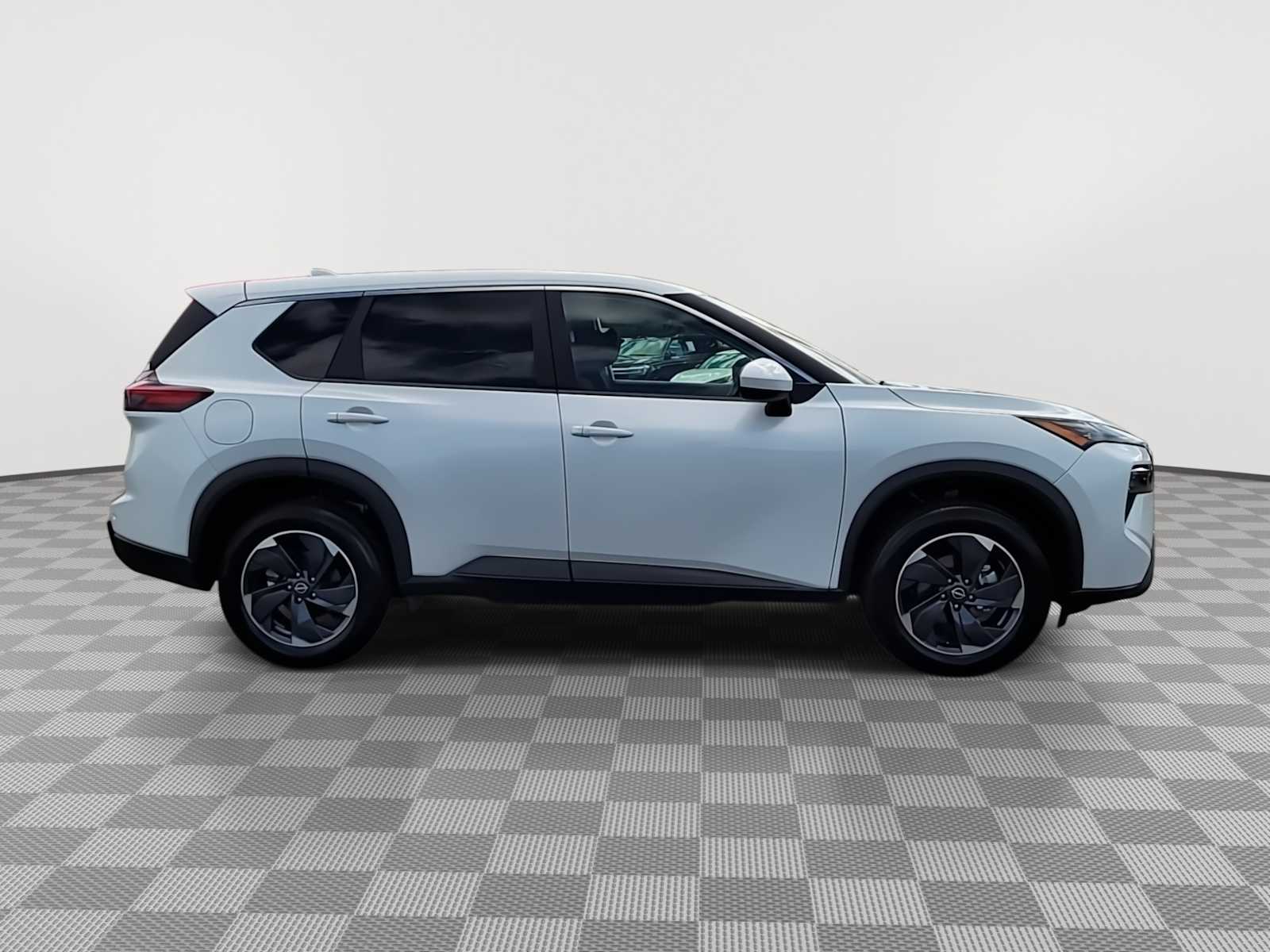 Thumbnail: 2025 Nissan Rogue - 8