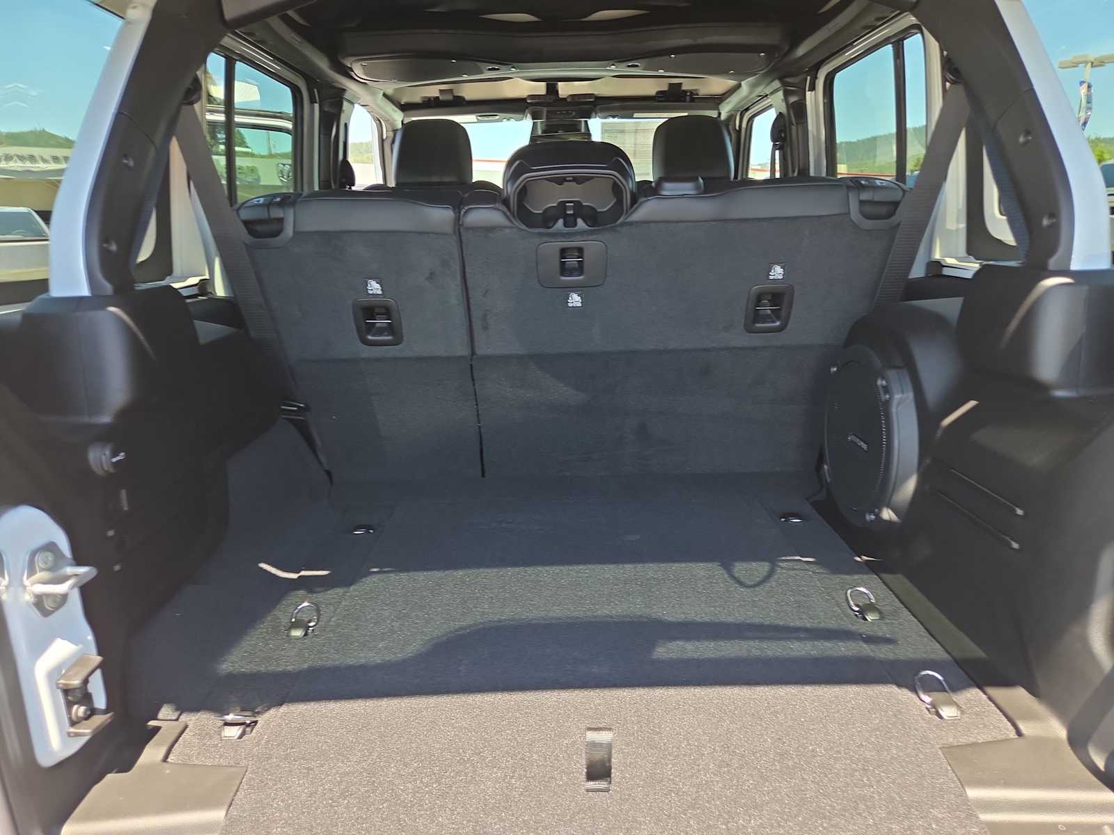 Thumbnail: 2026 Jeep Wrangler - 27