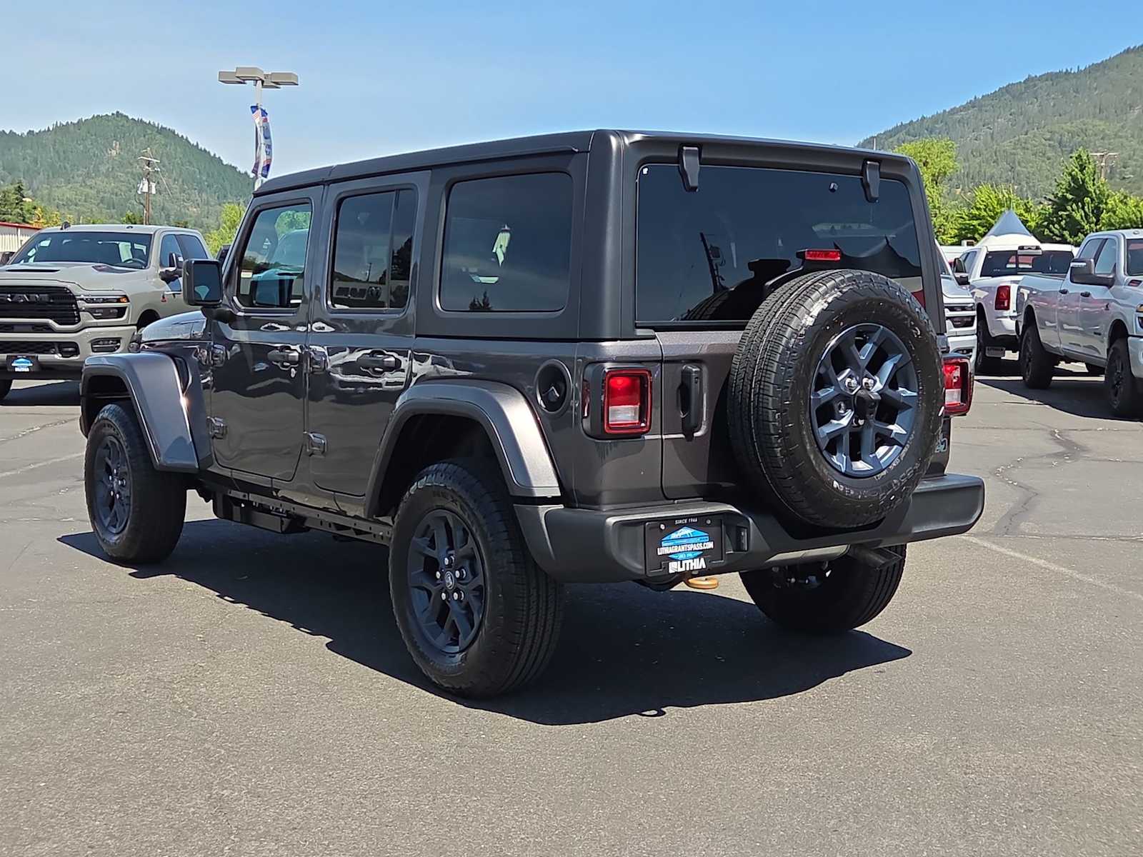 Thumbnail: 2026 Jeep Wrangler - 12