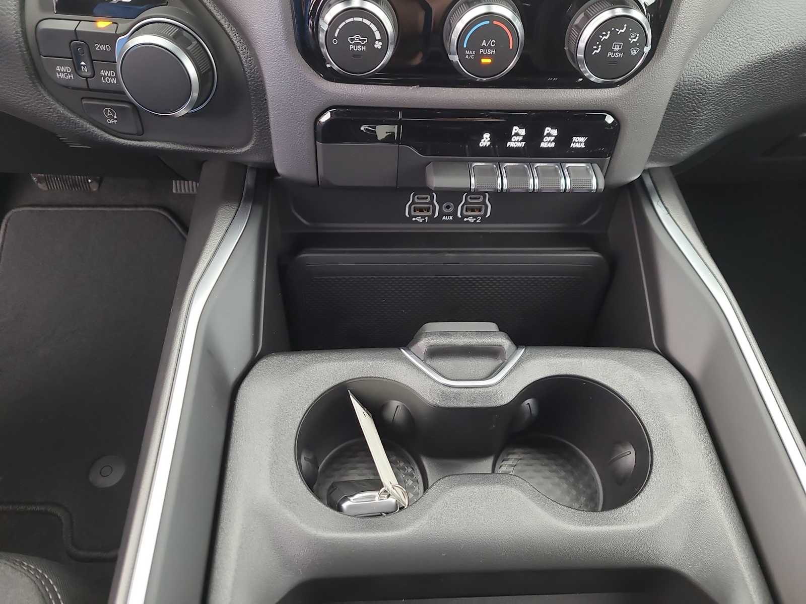 Thumbnail: 2026 RAM 1500 - 25